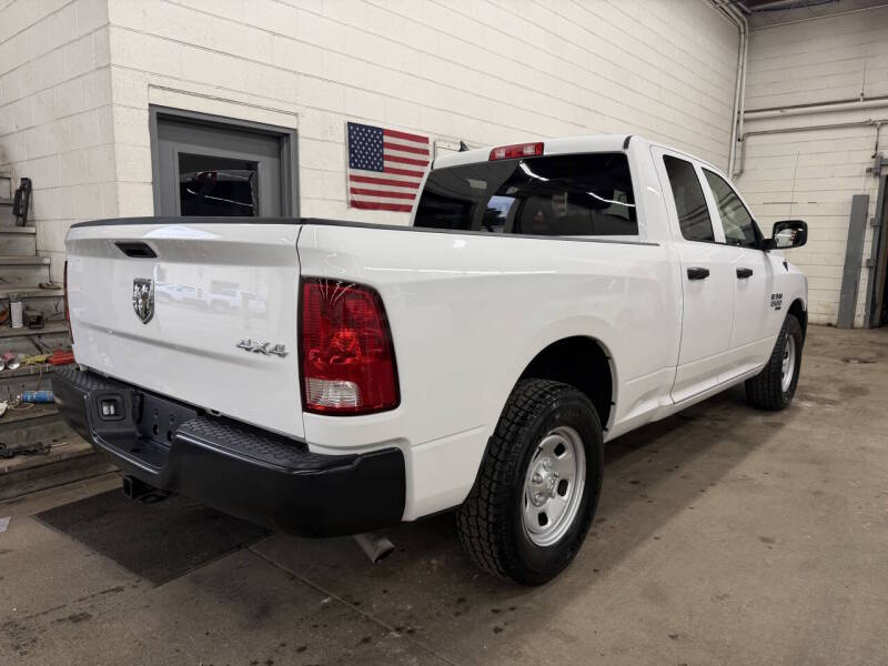 ram ram 1500 classic 2022 1C6RR7FG0NS232949 image ram ram 1500 classic 2022 1C6RR7FG0NS232949 image